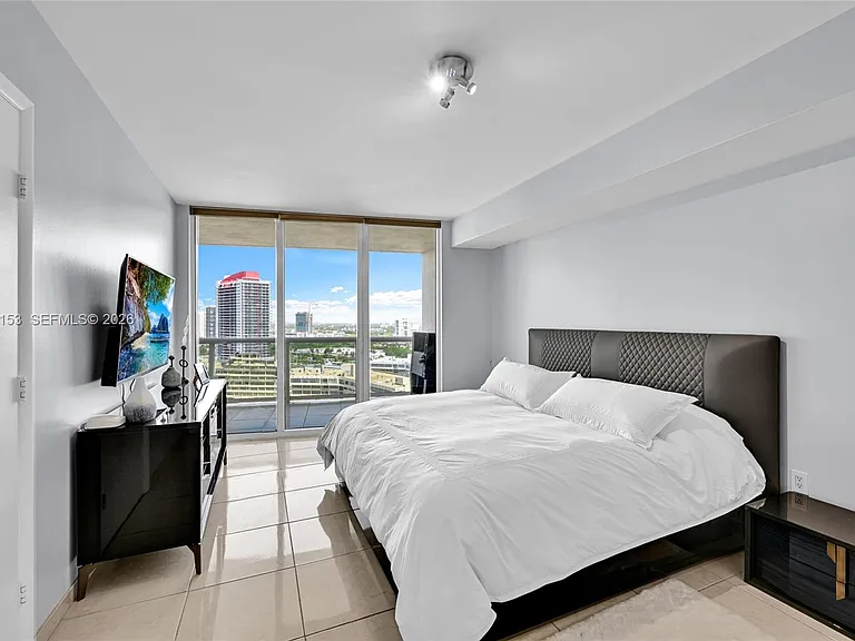 1850 S Ocean Dr #2009 — Photo 12