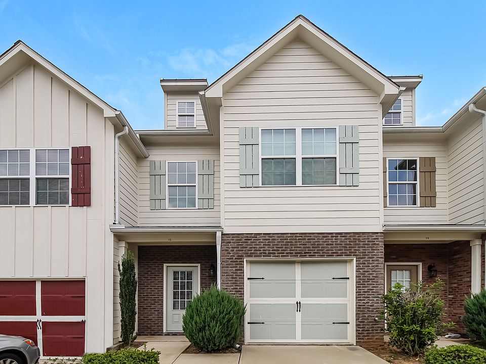 1st image of 15 Madaline Ln