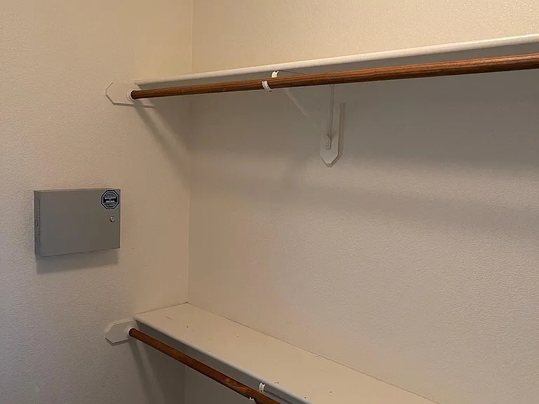 4221 Lasalle Dr — Photo 20