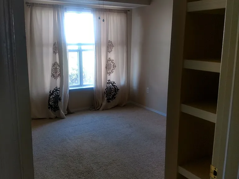 1882 Mallard Dr — Photo 8