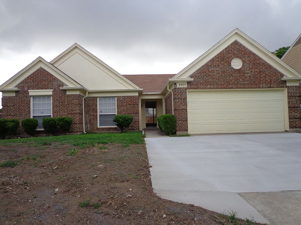 1st image of 4905 Hibiscus Dr