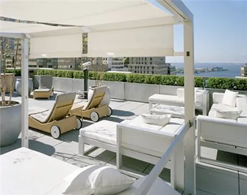 Rented by (Legacy) Elegran | media 6