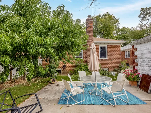 65-32 170th Street image 18 of 27