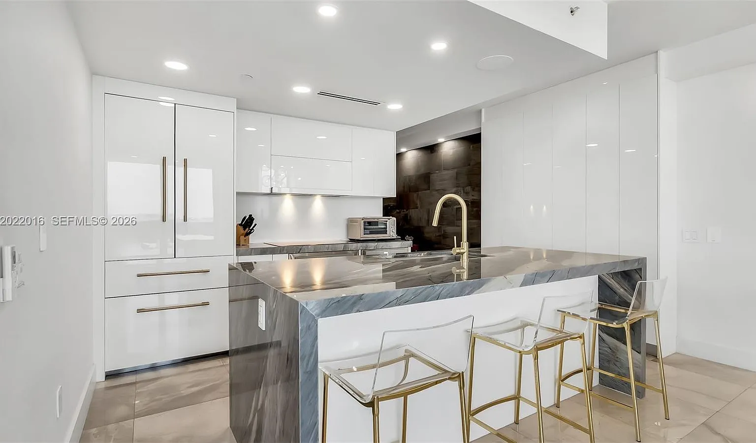 Mei Condo — Photo 4