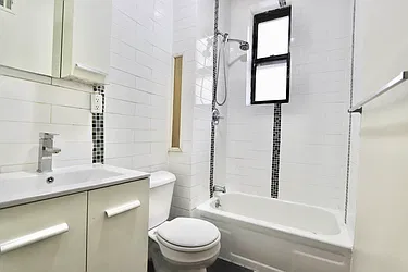 Rented by MADEHOME