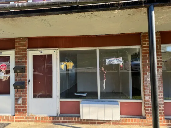 361 Heathland Drive, 361 Heathland Dr #365, Bristol, VA 24201