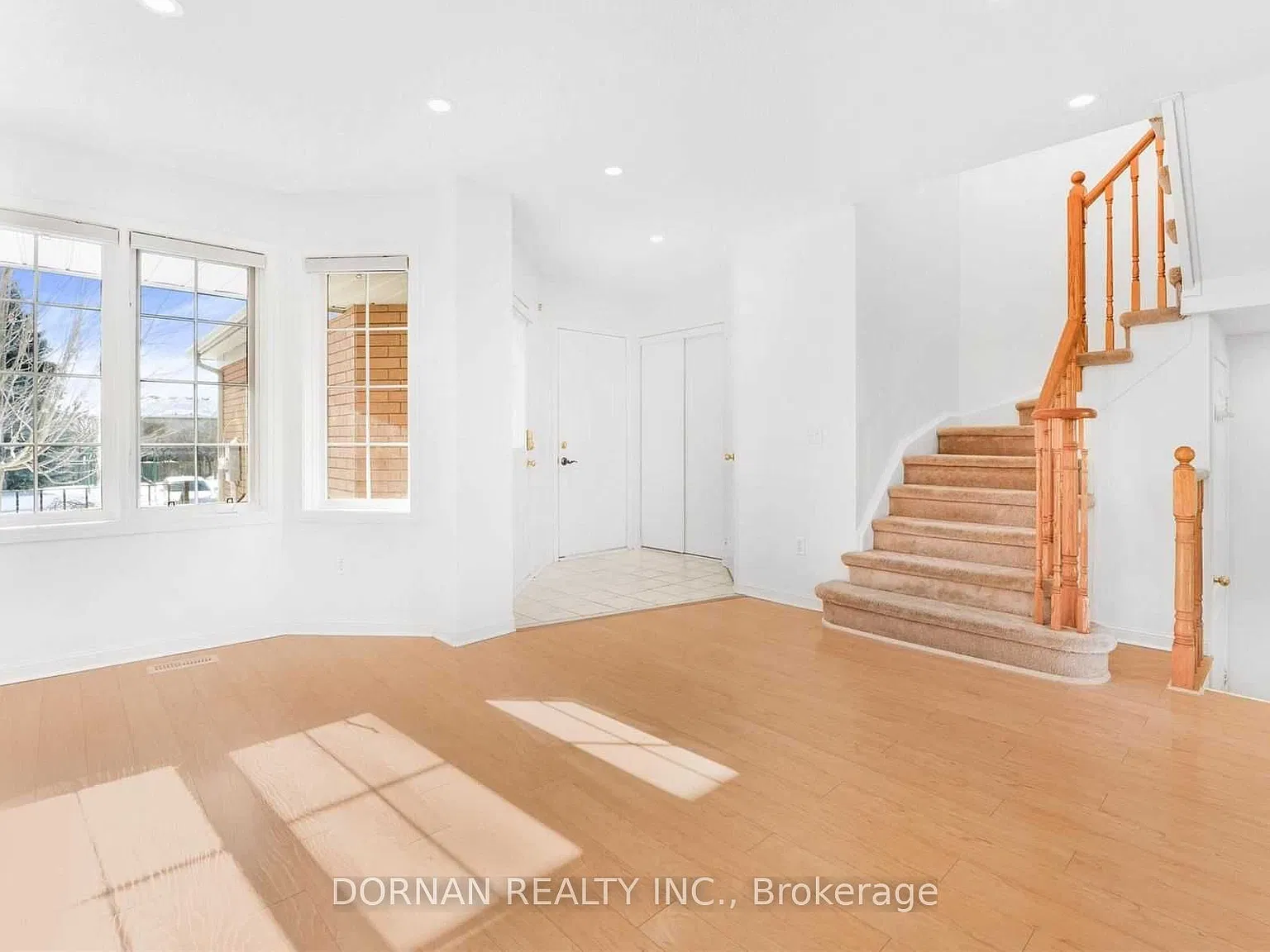 3 bed, $2,850 — Photo 3