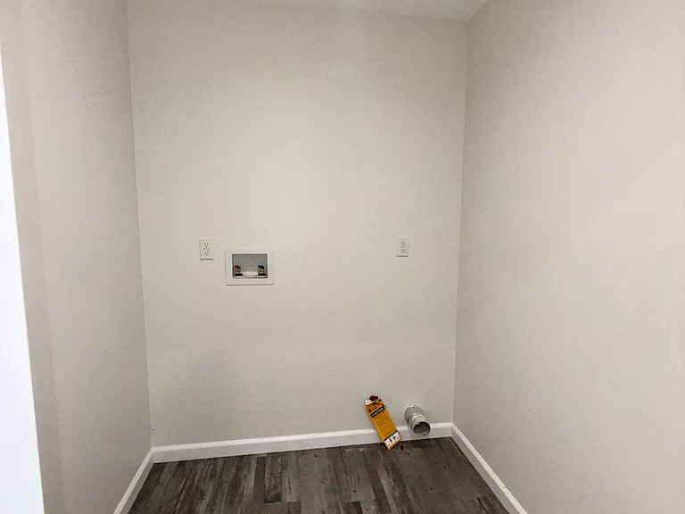 2750 N Wilson St — Photo 9