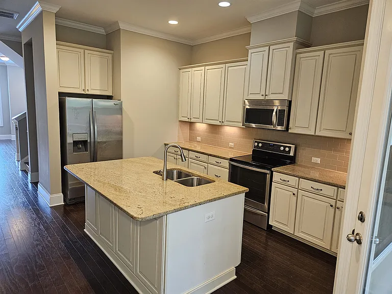 219 Penley Cir — Photo 7