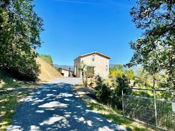 400 Boonville Road, Ukiah, CA 95482