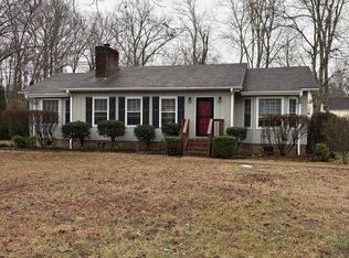 359 Timberline Dr, Smithville, TN 37166