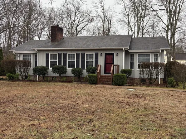 359 Timberline Dr, Smithville, TN 37166