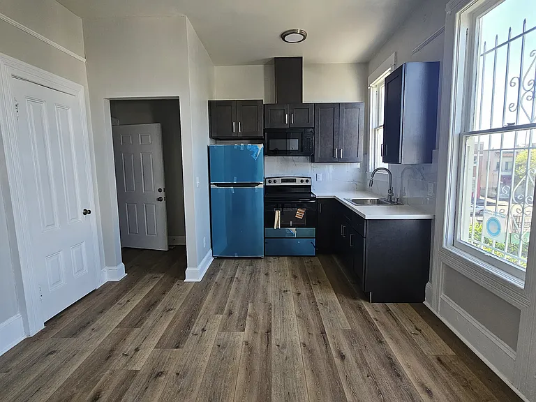 544 International Blvd #7 — Photo 10