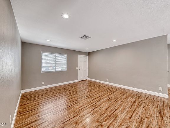 2nd image of 5257 Sunbury Ave