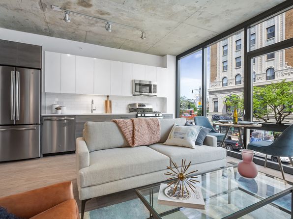 4555 N Sheridan Rd #5382926
