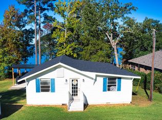 1091 Lake Dr, Leesville, SC 29070