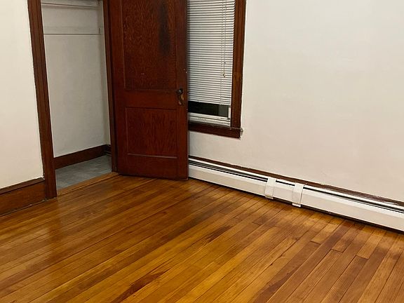 5th image of 28 New Haven Ave #2