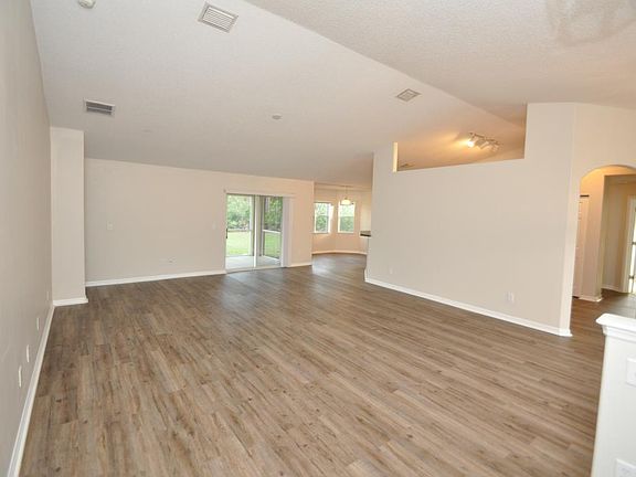5th image of 178 Ryan Dr