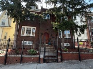 92 Scofield St #1R, Newark, NJ 07106