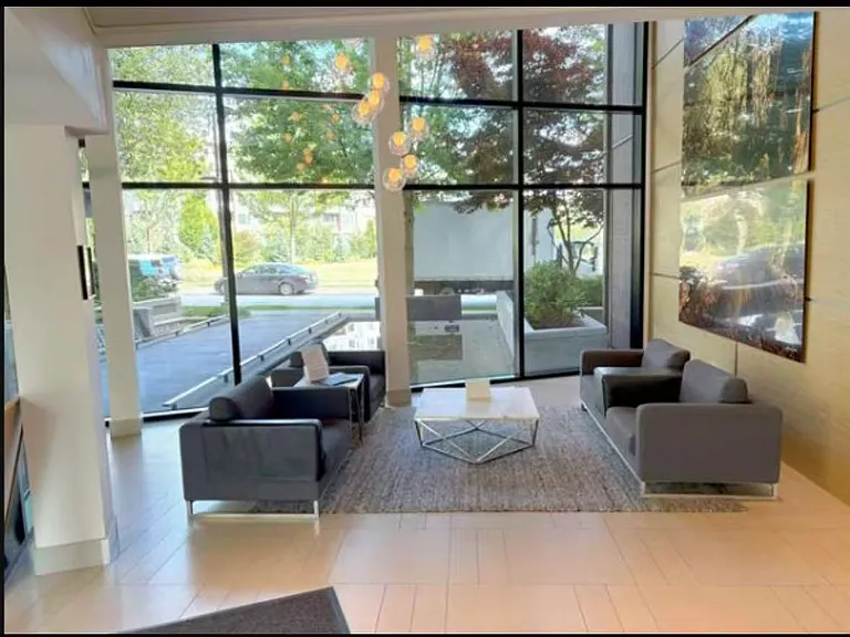 6033 Gray Ave #1 — Photo 4