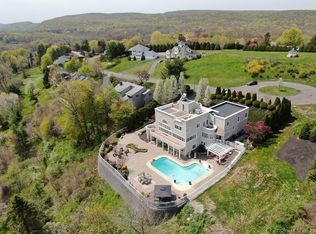 378 Mooreland Rd, Berlin, CT 06037