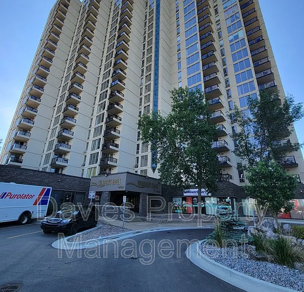 10149 Saskatchewan Dr NW #401 — Photo 1
