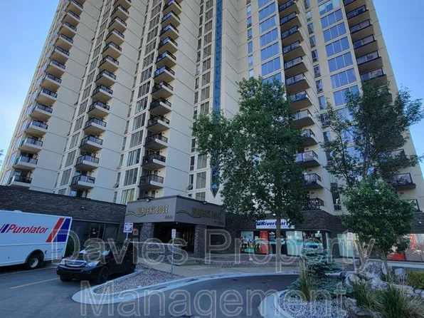 10149 Saskatchewan Dr NW #401, Edmonton, AB T6E 6B6