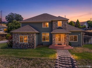 2485 Appolinaris Drive, Ukiah, CA 95482