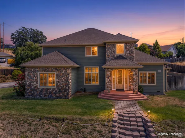 2485 Appolinaris Drive, Ukiah, CA 95482