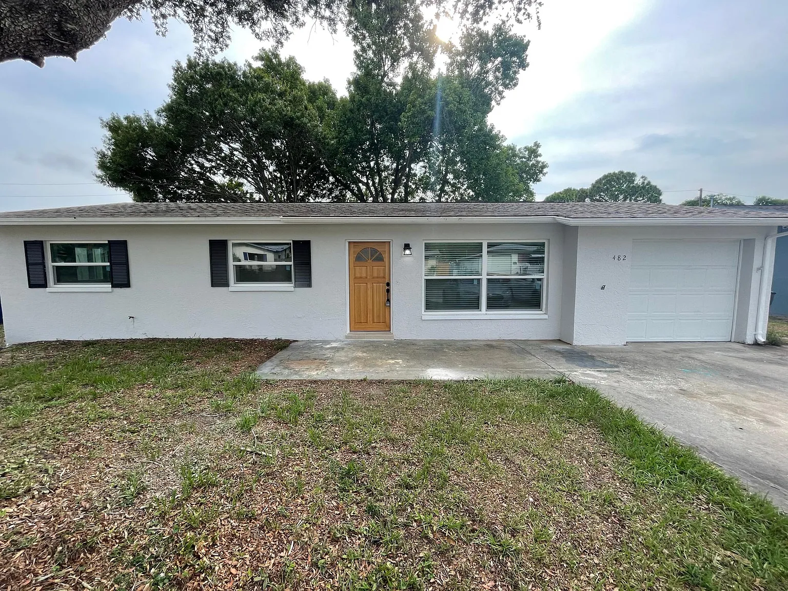 3 bed, 1.5 bath, 975 sqft, $2,875 — Photo 2