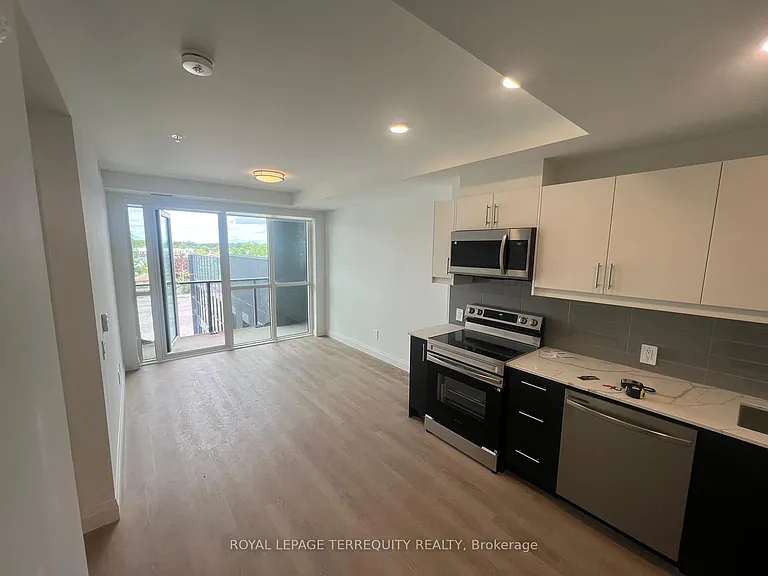 1333 Weber St E #501 — Photo 12