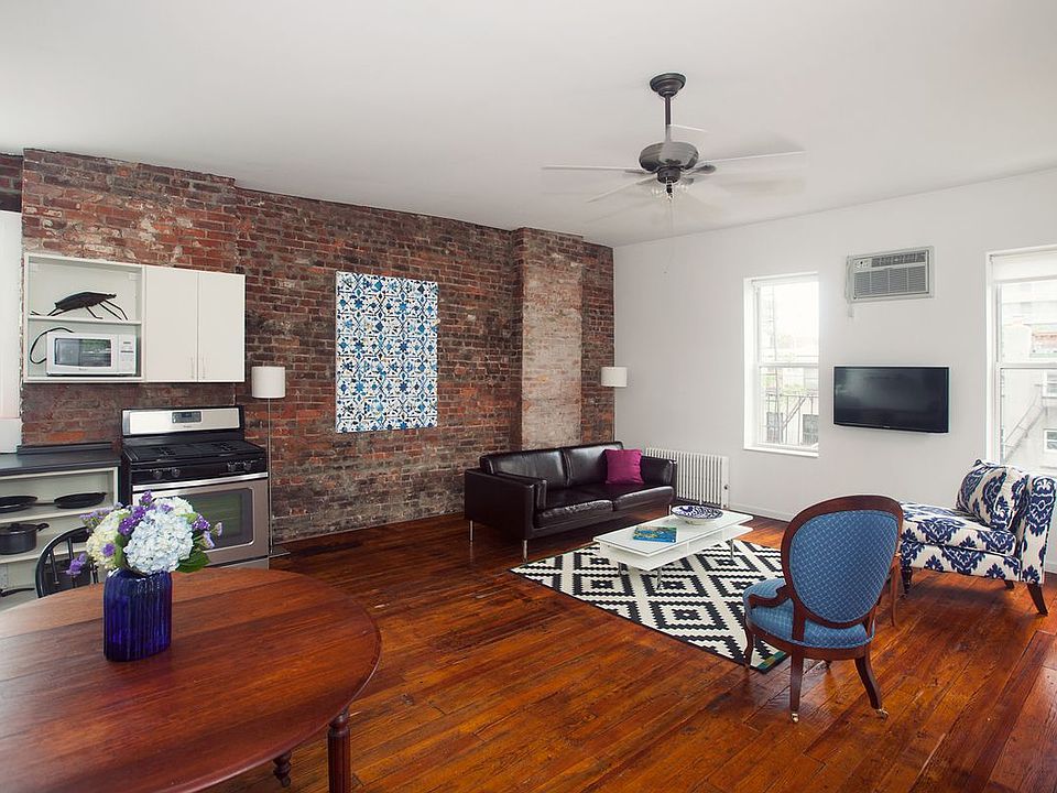 1st image of 546 50th Ave #3R
