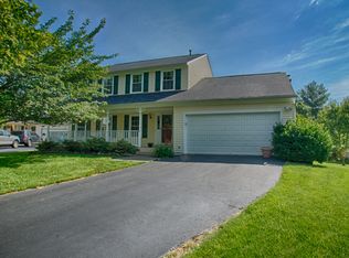 14703 Calvary Pl, Centreville, VA 20121