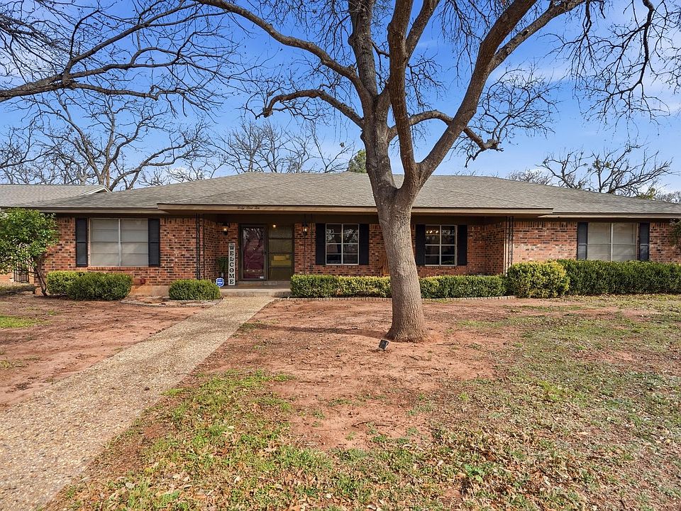 1st image of 4110 N 9th St