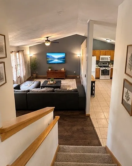 4 bed, 1700 sqft, $2,750 — Photo 3