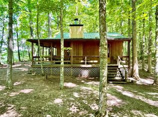 302 Lakeview Ave, Burnside, KY 42519