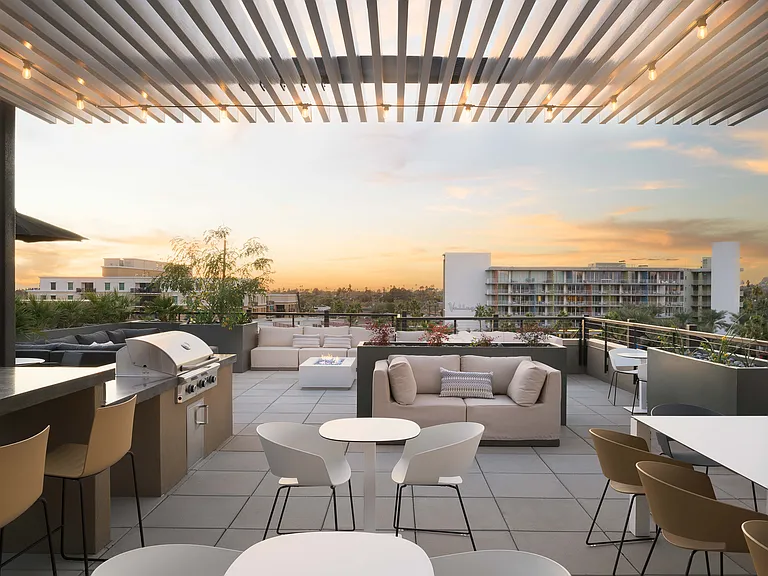 Scottsdale on Main — Photo 13