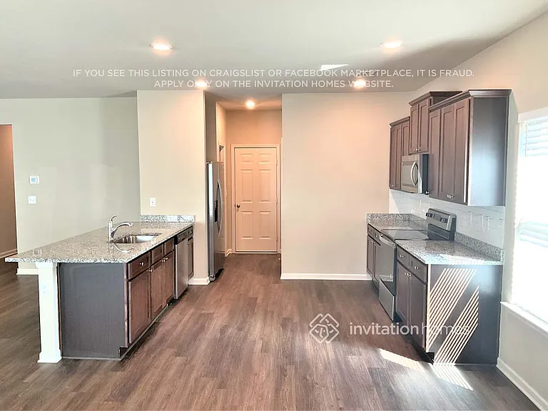 516 Moline Way — Photo 7