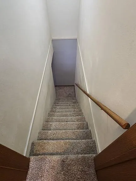 520 Adams Cir #B — Photo 14