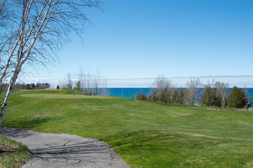 2nd image of 6024 Coastal Cliffs Dr