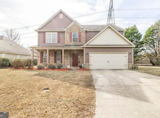 100 Meadows Walk Dr, Byron, GA 31008