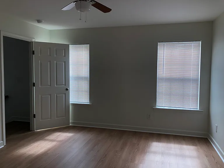 7816 Heaton Way — Photo 14