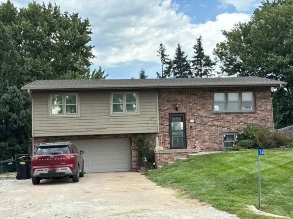 16815 State Orchard Rd, Council Bluffs, IA 51503