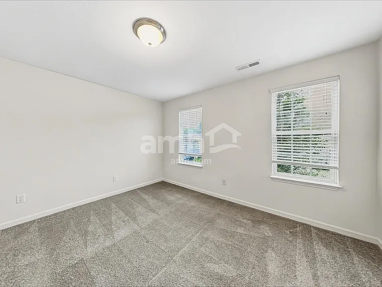 4983 Old Towne Village Cir — Photo 12
