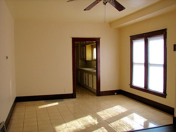 3rd image of 1606 6th Ave