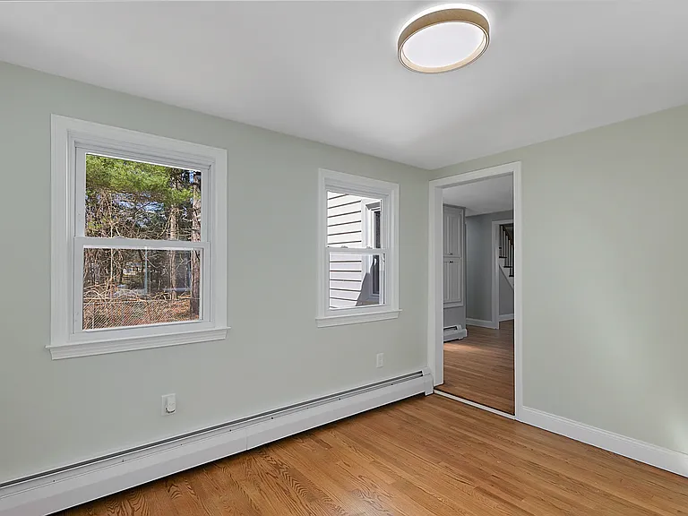 60 Union St — Photo 9