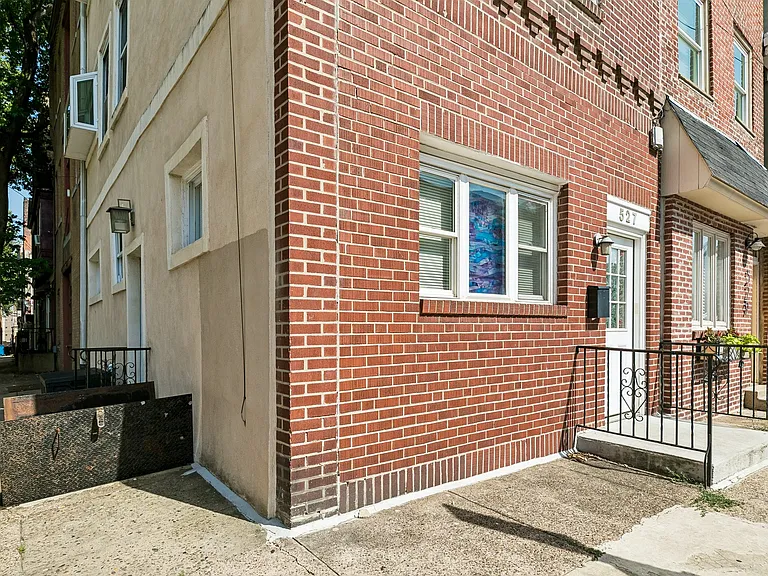 527 S 7th St — Photo 27