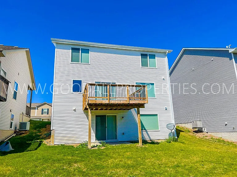 216 Maple Ave — Photo 21