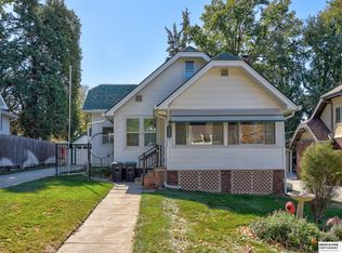 4317 Poppleton Ave, Omaha, NE 68105