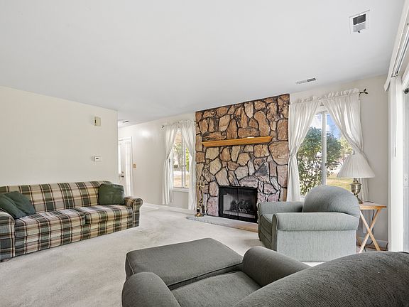 4th image of 7901 Knottingham Cir APT B
